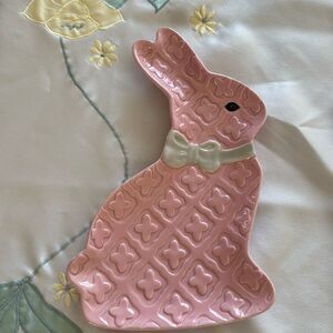 Bunny‎ Plate Pink Embossed Rabbit Easter Luxury Dish Pink Bow